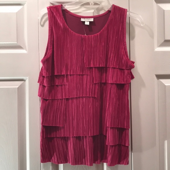 Dress Barn Tops - NWT Dress Barn Tiered Sleeveless Top